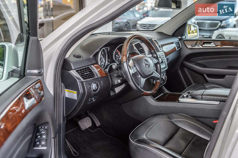 Внедорожник / Кроссовер Mercedes-Benz M-Class 2014 в Львове