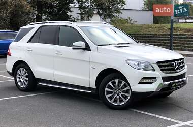 Внедорожник / Кроссовер Mercedes-Benz M-Class 2012 в Киеве