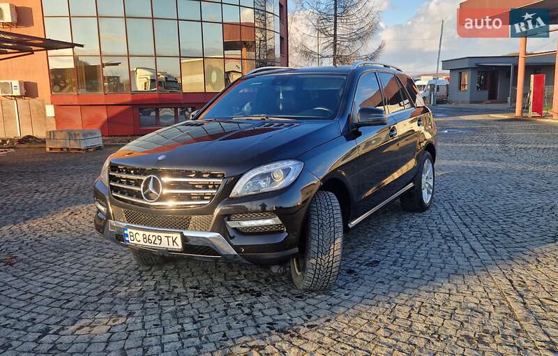 Позашляховик / Кросовер Mercedes-Benz M-Class 2013 в Мукачевому