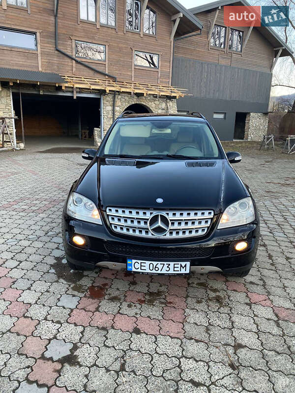 Внедорожник / Кроссовер Mercedes-Benz M-Class 2006 в Кутах