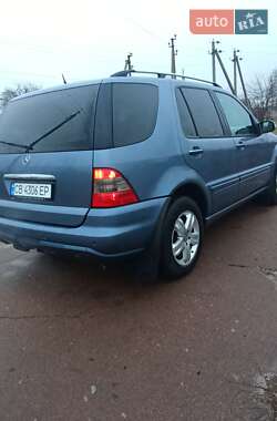 Позашляховик / Кросовер Mercedes-Benz M-Class 2005 в Ічні