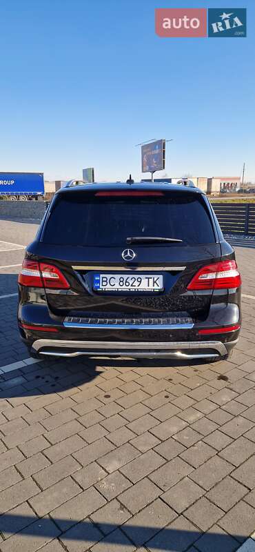 Позашляховик / Кросовер Mercedes-Benz M-Class 2013 в Мукачевому