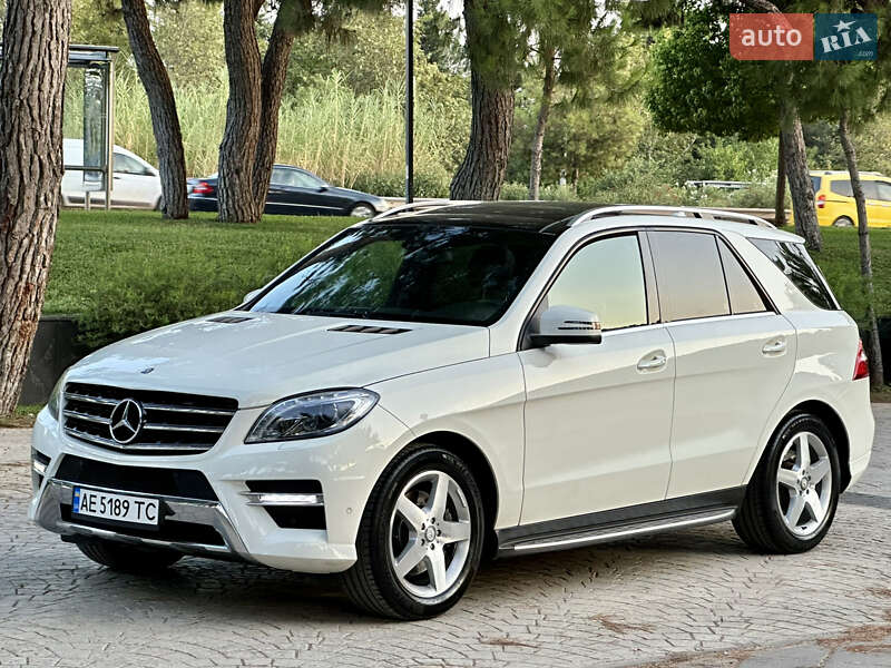 Позашляховик / Кросовер Mercedes-Benz M-Class 2012 в Кривому Розі