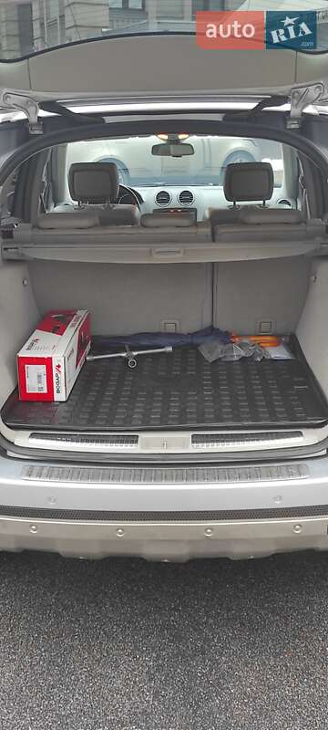 Внедорожник / Кроссовер Mercedes-Benz M-Class 2006 в Киеве