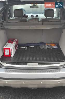 Внедорожник / Кроссовер Mercedes-Benz M-Class 2006 в 