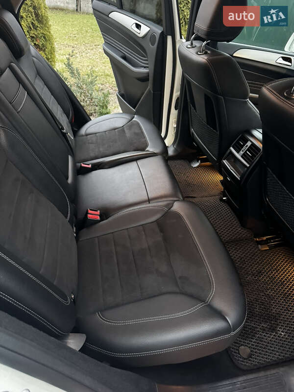 Внедорожник / Кроссовер Mercedes-Benz M-Class 2013 в Буче