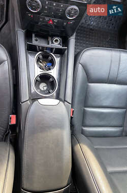 Внедорожник / Кроссовер Mercedes-Benz M-Class 2009 в 