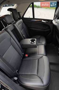 Внедорожник / Кроссовер Mercedes-Benz M-Class 2014 в 