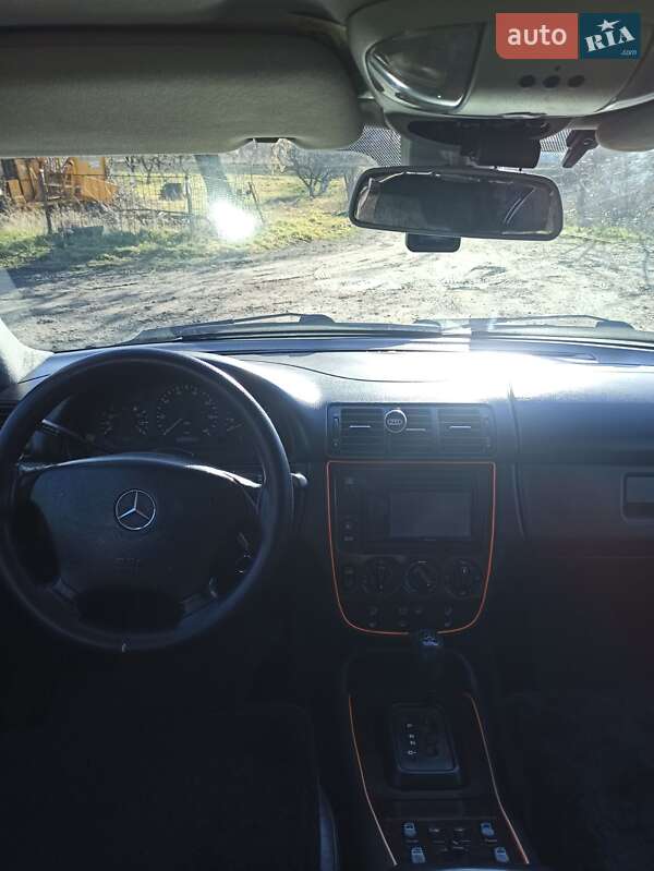 Внедорожник / Кроссовер Mercedes-Benz M-Class 2001 в Сокале