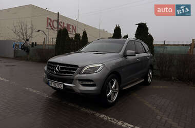 Позашляховик / Кросовер Mercedes-Benz M-Class 2012 в Вінниці