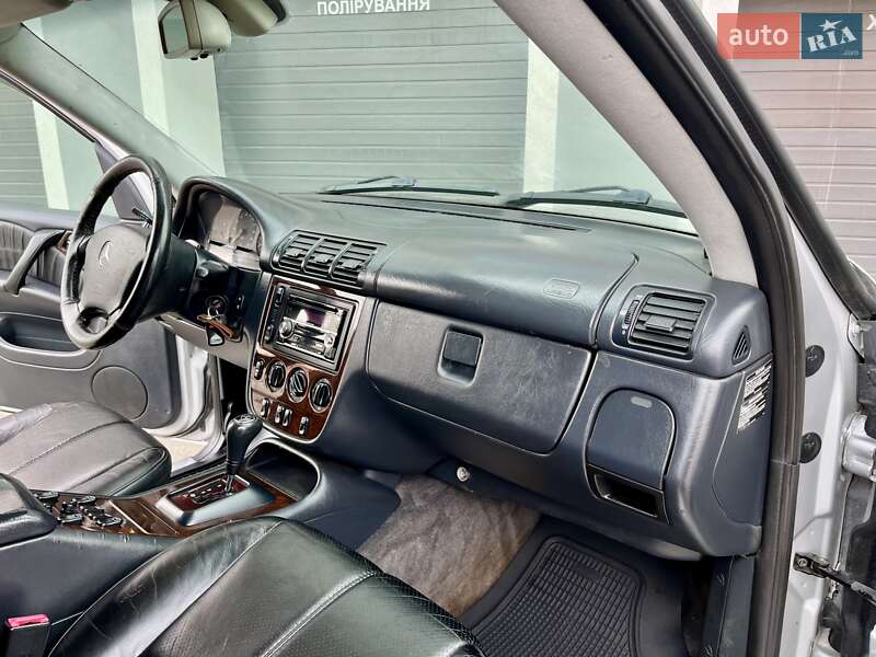 Внедорожник / Кроссовер Mercedes-Benz M-Class 2001 в Виннице