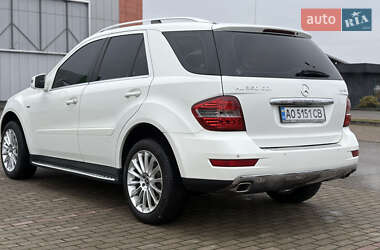 Внедорожник / Кроссовер Mercedes-Benz M-Class 2011 в Виноградове