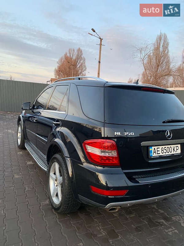 Внедорожник / Кроссовер Mercedes-Benz M-Class 2010 в Кривом Роге фото 7 Внедорожник / Кроссовер Mercedes-Benz M-Class 2010 в Кривом Роге