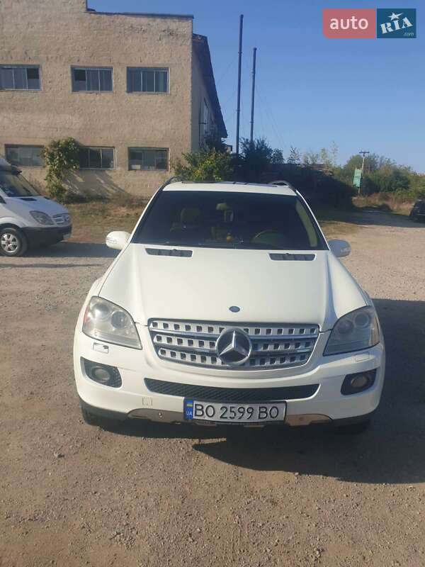 Внедорожник / Кроссовер Mercedes-Benz M-Class 2008 в Тернополе