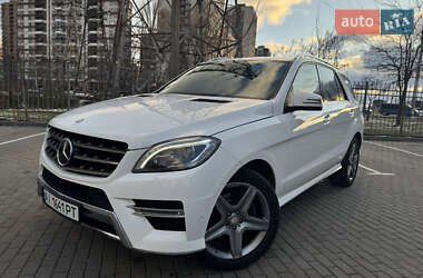 Позашляховик / Кросовер Mercedes-Benz M-Class 2015 в 