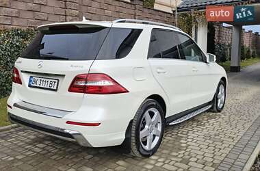Позашляховик / Кросовер Mercedes-Benz M-Class 2013 в 
