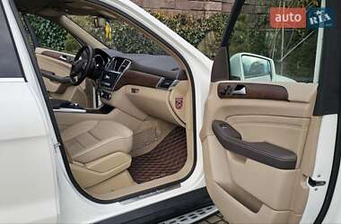 Позашляховик / Кросовер Mercedes-Benz M-Class 2013 в 