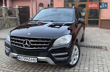 Позашляховик / Кросовер Mercedes-Benz M-Class 2011 в 