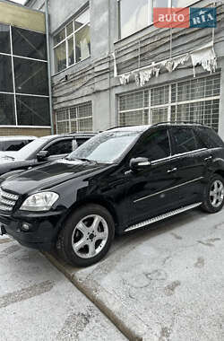 Позашляховик / Кросовер Mercedes-Benz M-Class 2008 в Харкові