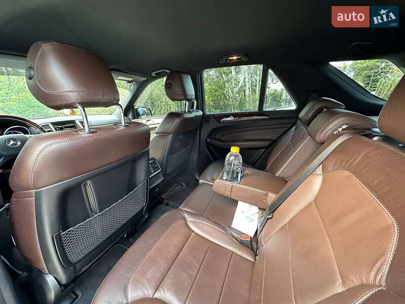 Внедорожник / Кроссовер Mercedes-Benz M-Class 2013 в Киеве