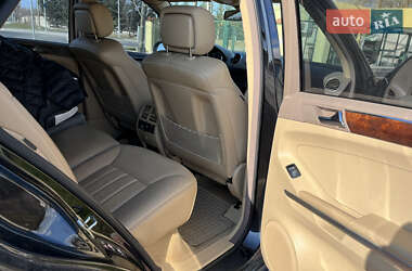 Позашляховик / Кросовер Mercedes-Benz M-Class 2006 в 