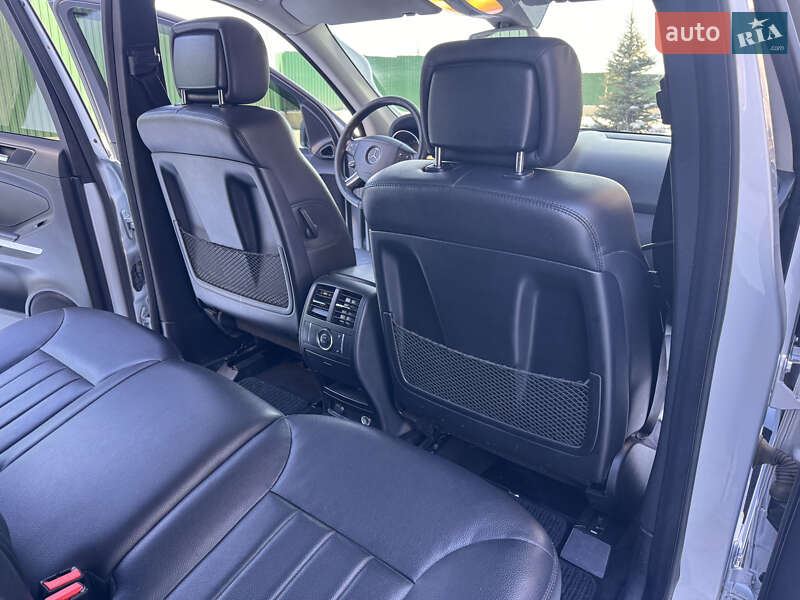 Внедорожник / Кроссовер Mercedes-Benz M-Class 2006 в Киеве