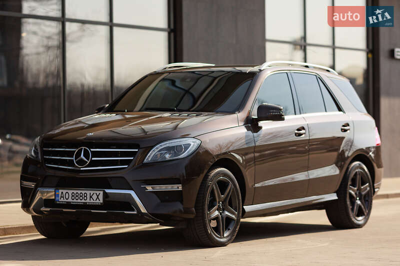 Внедорожник / Кроссовер Mercedes-Benz M-Class 2011 в Ужгороде