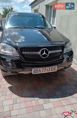 Внедорожник / Кроссовер Mercedes-Benz M-Class 2007 в 