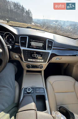 Внедорожник / Кроссовер Mercedes-Benz M-Class 2013 в 