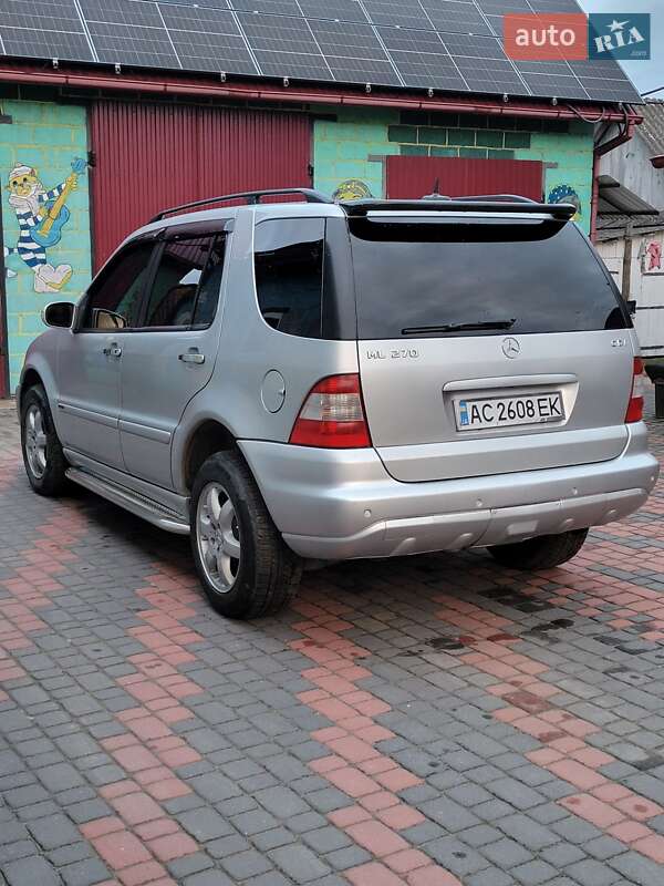 Внедорожник / Кроссовер Mercedes-Benz M-Class 2004 в Ратным