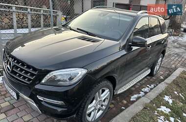 Позашляховик / Кросовер Mercedes-Benz M-Class 2014 в Рівному