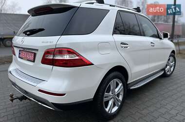 Внедорожник / Кроссовер Mercedes-Benz M-Class 2014 в 
