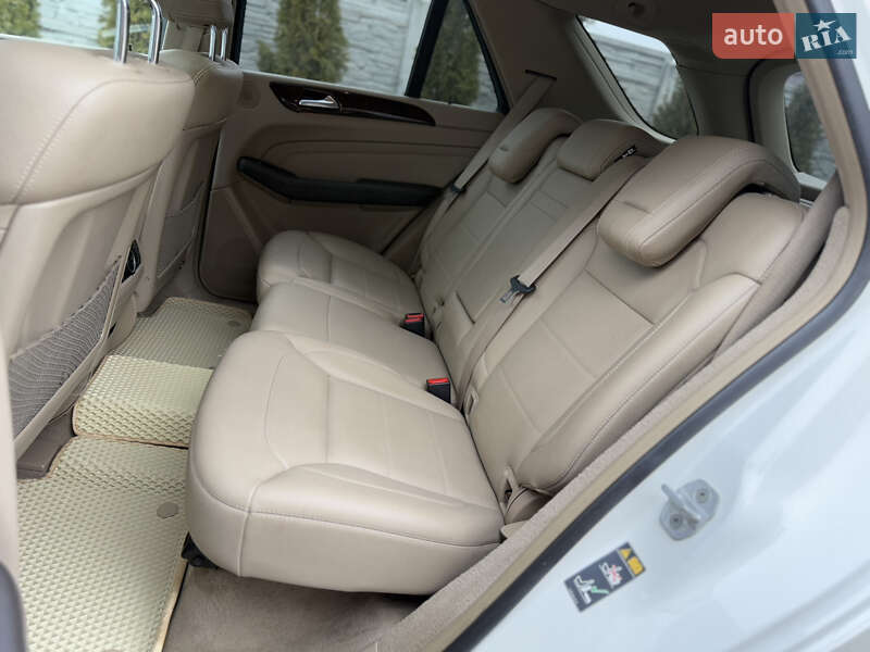 Позашляховик / Кросовер Mercedes-Benz M-Class 2012 в Летичіві фото 42 Позашляховик / Кросовер Mercedes-Benz M-Class 2012 в Летичіві