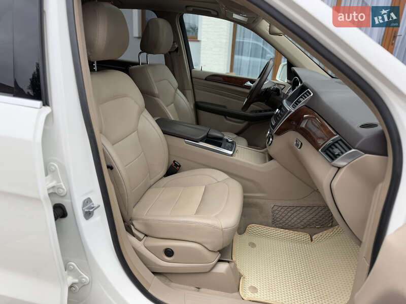 Внедорожник / Кроссовер Mercedes-Benz M-Class 2012 в Летичеве