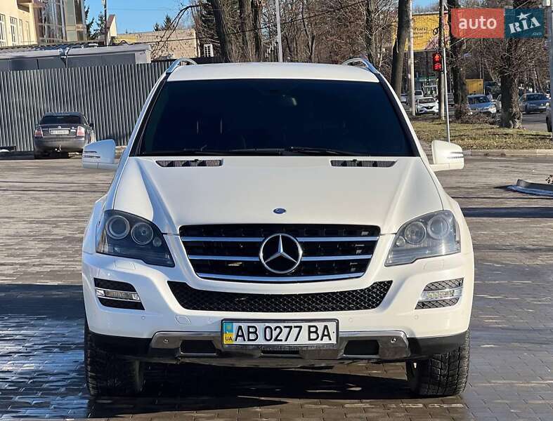 Внедорожник / Кроссовер Mercedes-Benz M-Class 2010 в Виннице