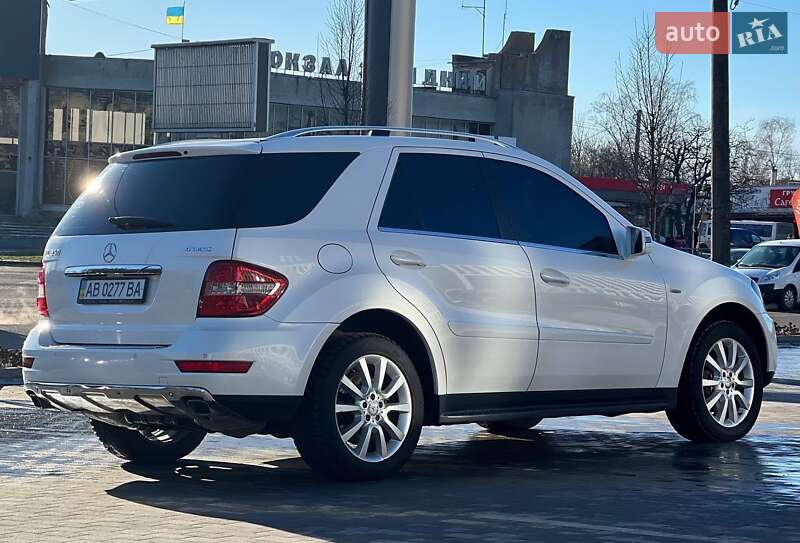 Внедорожник / Кроссовер Mercedes-Benz M-Class 2010 в Виннице