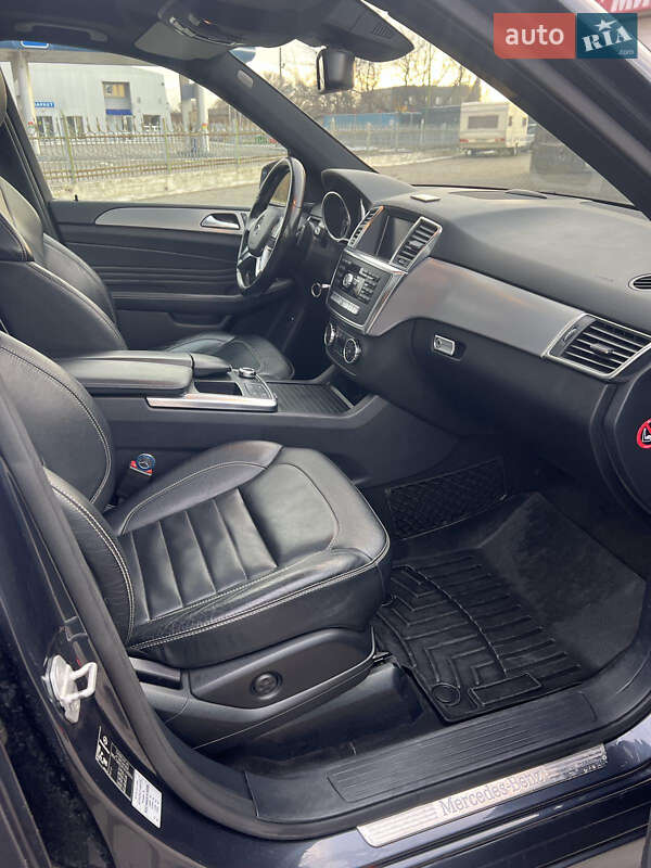 Позашляховик / Кросовер Mercedes-Benz M-Class 2013 в Луцьку