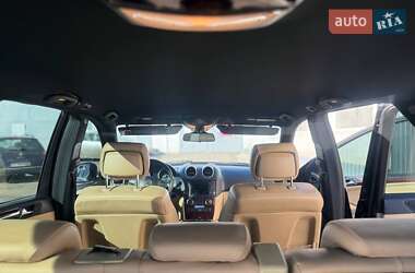 Позашляховик / Кросовер Mercedes-Benz M-Class 2011 в 