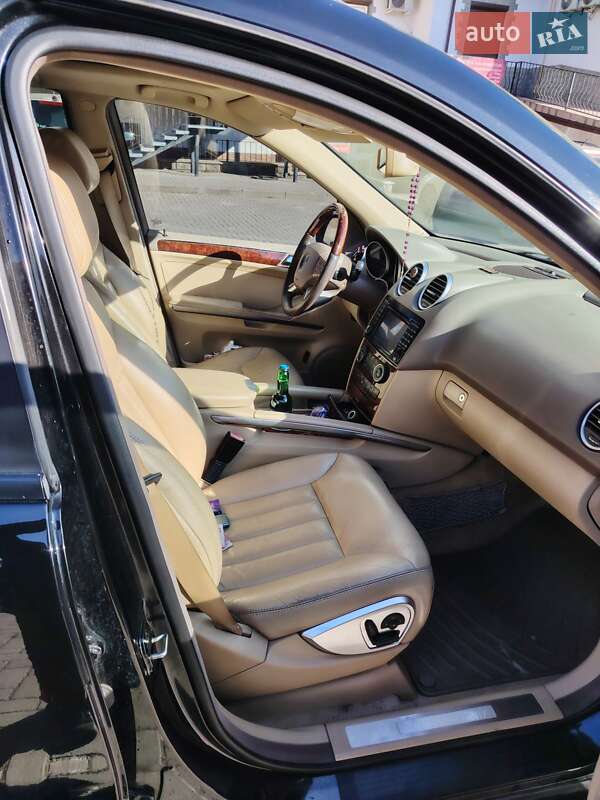 Внедорожник / Кроссовер Mercedes-Benz M-Class 2006 в Шептицькому