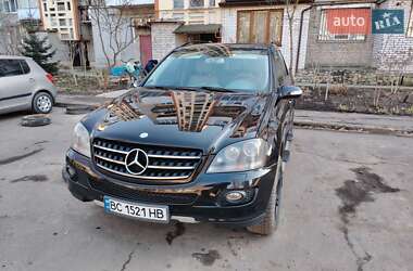 Позашляховик / Кросовер Mercedes-Benz M-Class 2006 в Червонограді