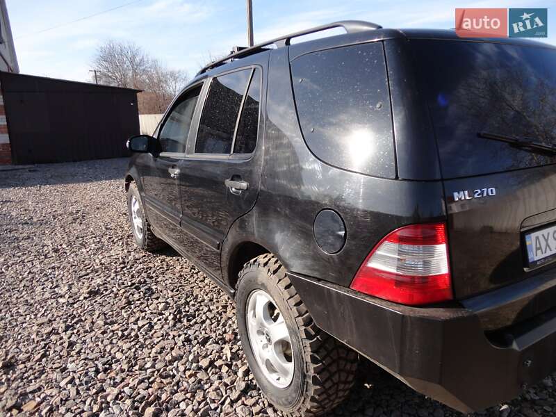 Позашляховик / Кросовер Mercedes-Benz M-Class 2004 в Люботині