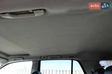 Внедорожник / Кроссовер Mercedes-Benz M-Class 2004 в 