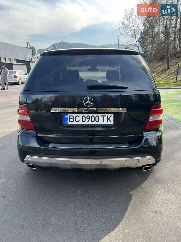 Внедорожник / Кроссовер Mercedes-Benz M-Class 2006 в Сколе
