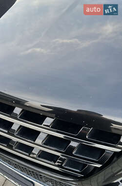 Позашляховик / Кросовер Mercedes-Benz M-Class 2012 в 
