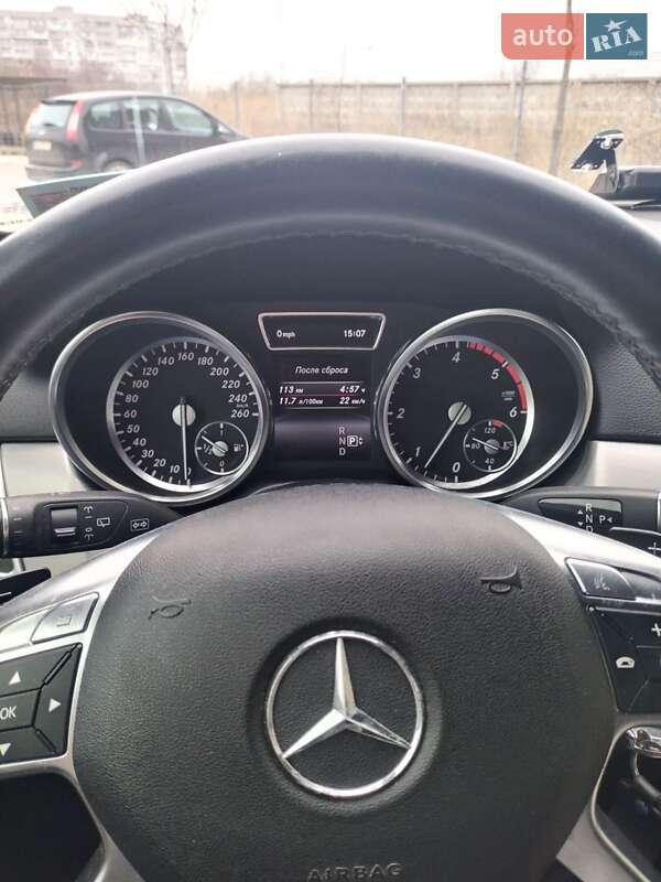 Внедорожник / Кроссовер Mercedes-Benz M-Class 2014 в Одессе