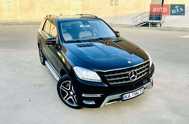 Внедорожник / Кроссовер Mercedes-Benz M-Class 2014 в Киеве