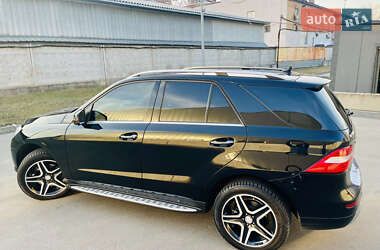 Внедорожник / Кроссовер Mercedes-Benz M-Class 2014 в 