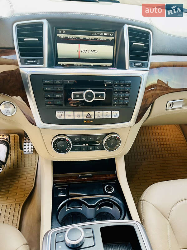 Внедорожник / Кроссовер Mercedes-Benz M-Class 2014 в Киеве