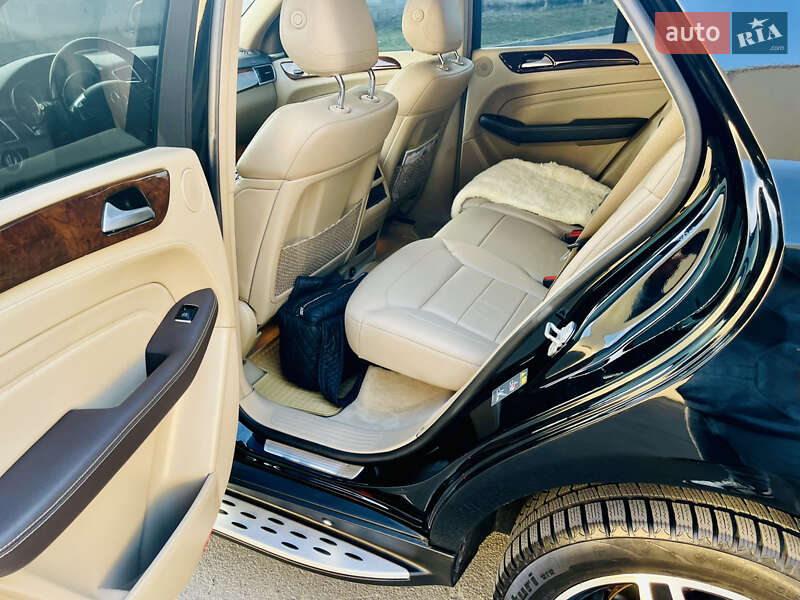 Внедорожник / Кроссовер Mercedes-Benz M-Class 2014 в Киеве