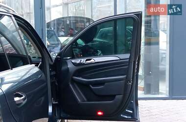 Внедорожник / Кроссовер Mercedes-Benz M-Class 2014 в 